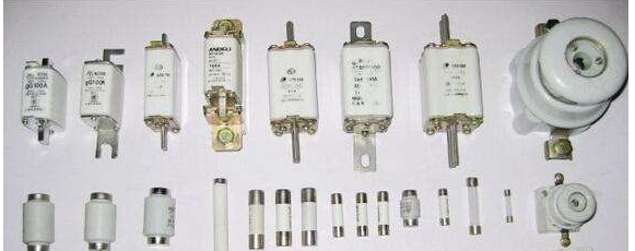 熔斷器選擇.png 熔斷器選擇.png